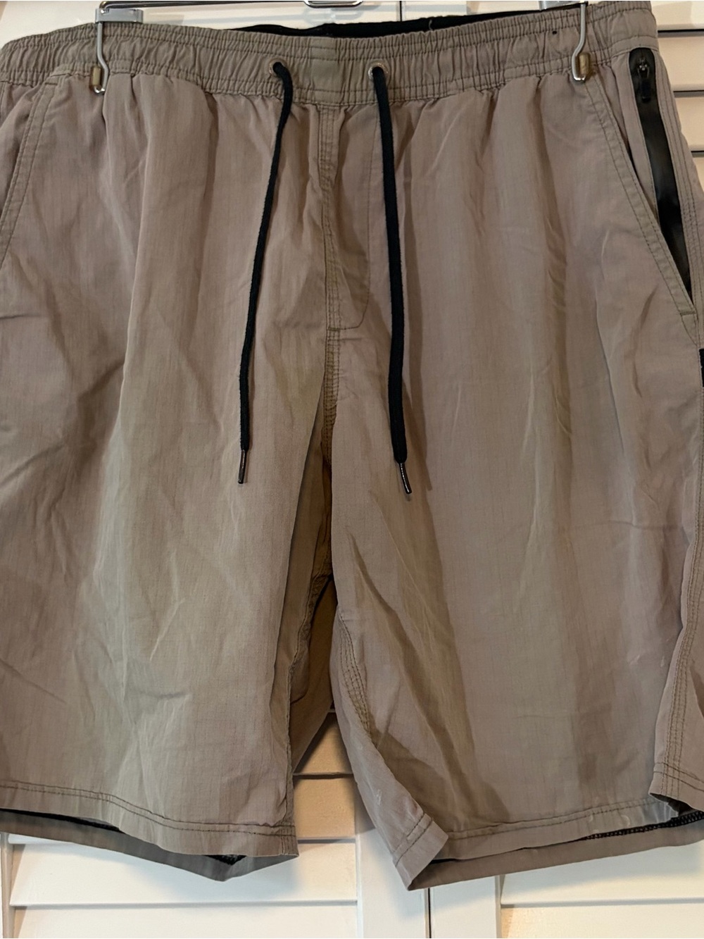 O’Neill Hybrid Men's Athletic Drawstring Shorts in Taupe